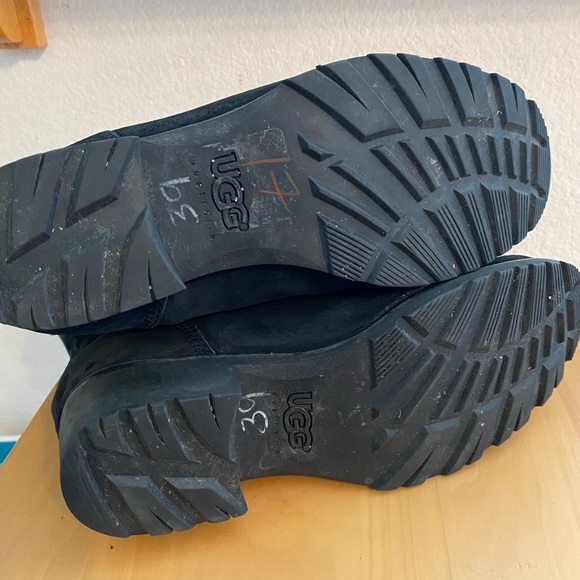 UGGS Side Zipper Suede Boots, Shearling Lining, N 1912, Black, Women's Size 10 - Picture 13 of 15